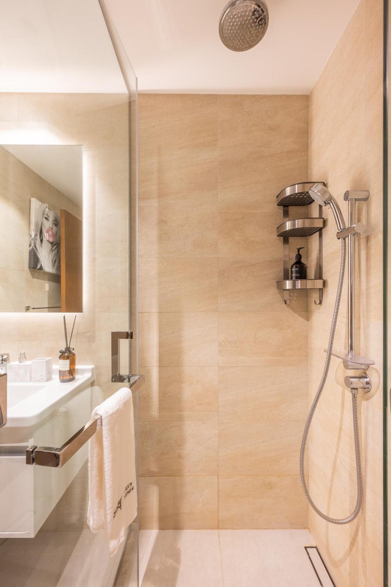 דובאי Exclusive Marina Stay - Posh 3Br With Stunning Views מראה חיצוני תמונה
